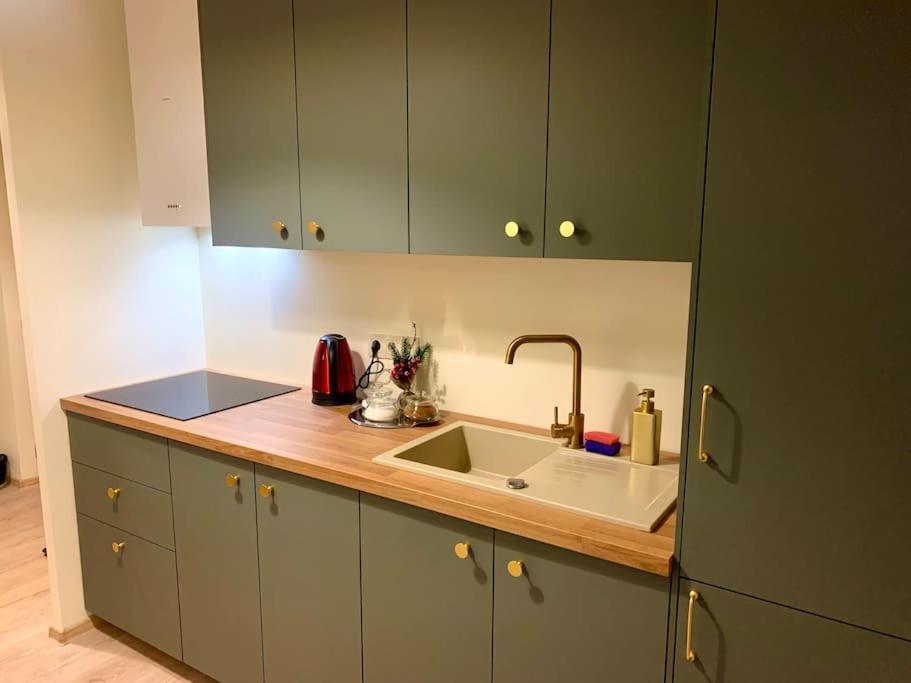 Brand New, Design Apartment Jojo, Oldtown, Balcony 브라티슬라바 외부 사진